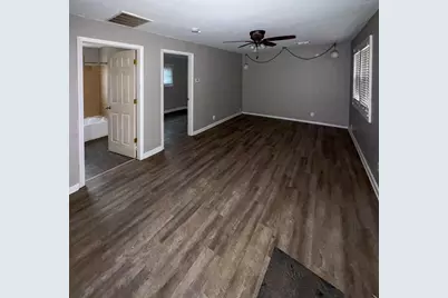 4268 N 69th St, Milwaukee, WI 53216 - Photo 8