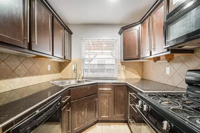 3316 S Quincy Ave #3318, Milwaukee, WI 53207 - Photo 6