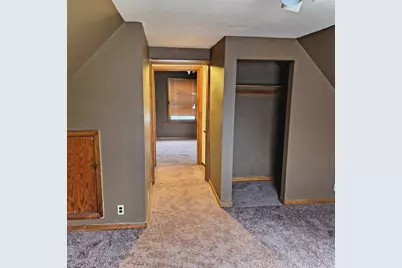 5724 W Carmen Ave, Milwaukee, WI 53218 - Photo 8