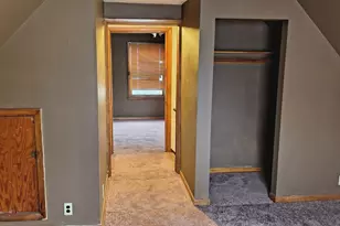 5724 W Carmen Ave, Milwaukee, WI 53218 - Photo 8