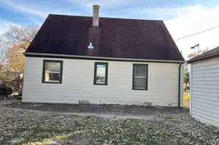 5724 W Carmen Ave, Milwaukee, WI 53218 - Photo 2