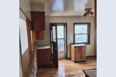 5724 W Carmen Ave, Milwaukee, WI 53218 - Photo 14