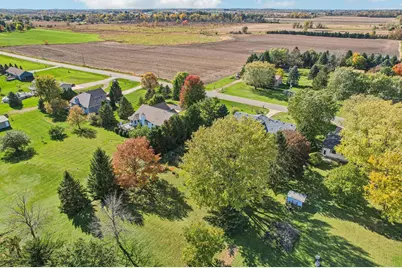 N8688  North Rd, Ixonia, WI 53036 - Photo 28