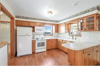 N8688  North Rd, Ixonia, WI 53036 - Photo 6