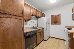 8129 W Oklahoma Ave, Milwaukee, WI 53219 - Photo 6