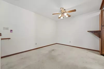 8129 W Oklahoma Ave, Milwaukee, WI 53219 - Photo 4