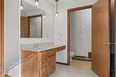 8129 W Oklahoma Ave, Milwaukee, WI 53219 - Photo 16