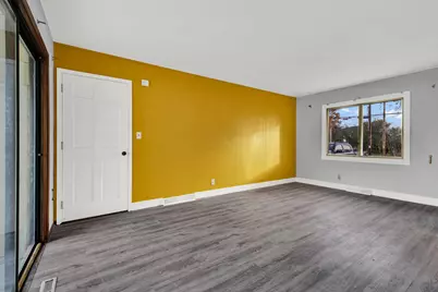 3850 W College Ave, Greenfield, WI 53221 - Photo 10
