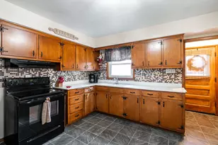 3422 S 88th St, Milwaukee, WI 53227 - Photo 10