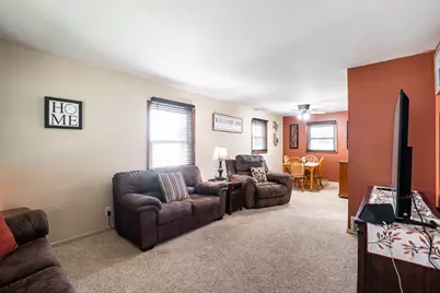 3422 S 88th St, Milwaukee, WI 53227 - Photo 6