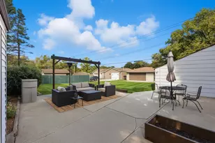 3320 S 92nd St, Milwaukee, WI 53227 - Photo 22