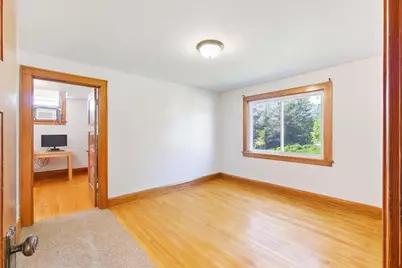 3320 S 92nd St, Milwaukee, WI 53227 - Photo 18