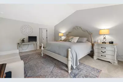 1203  Woodbury Cmn #B, Waukesha, WI 53189 - Photo 18