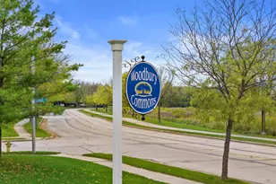 1203 Woodbury Common, Waukesha, WI 53189 - Photo 30