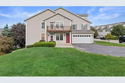 1203  Woodbury Cmn #B, Waukesha, WI 53189 - Photo 1