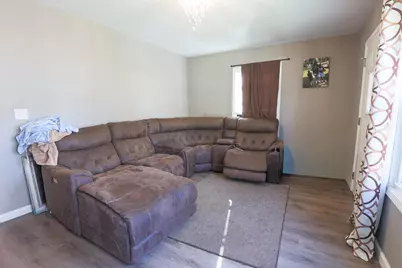 5728 N 57th St, Milwaukee, WI 53218 - Photo 6