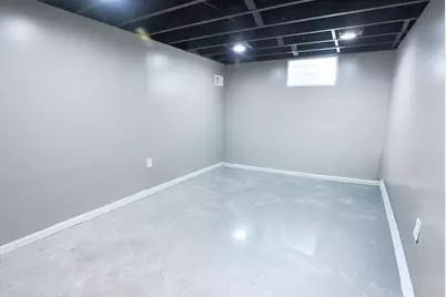 5728 N 57th St, Milwaukee, WI 53218 - Photo 16