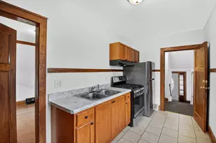 1927 Harriet St, Racine, WI 53404 - Photo 6