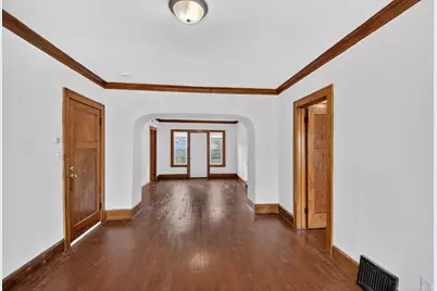 1927  Harriet St, Racine, WI 53404 - Photo 8