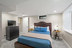 1821 E Euclid Ave, Milwaukee, WI 53207 - Photo 18