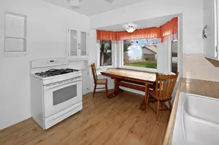 4112 S Burrell St, Milwaukee, WI 53207 - Photo 4