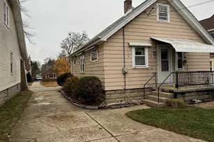 2436 N 60th St, Milwaukee, WI 53210 - Photo 10