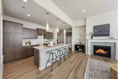 1430  Tenny Ave #201, Waukesha, WI 53189 - Photo 6