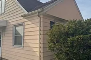 4215 W Florist Ave, Milwaukee, WI 53209 - Photo 2