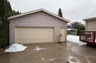 1409 N 31st St, Sheboygan, WI 53081 - Photo 8