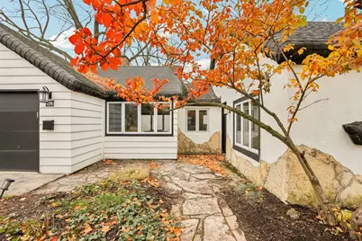 812  Center St, Lake Geneva, WI 53147 - Photo 4