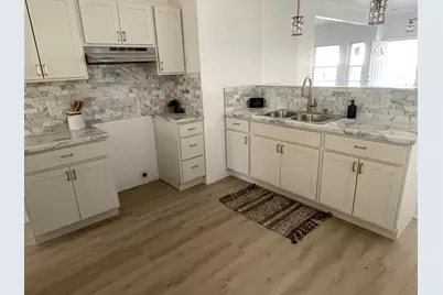 3401 N Vel R Phillips Ave, Milwaukee, WI 53212 - Photo 8