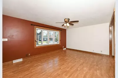 8635 N 53rd St, Brown Deer, WI 53223 - Photo 6