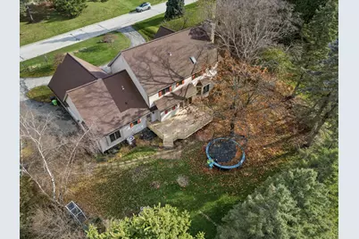 1825  Derrin Ln, Brookfield, WI 53045 - Photo 54