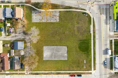 1206  De Koven Ave, Racine, WI 53403 - Photo 2