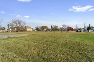 1206 De Koven Ave, Racine, WI 53403 - Photo 18