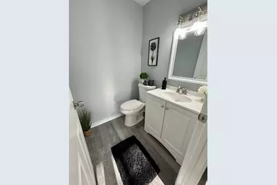 1751  Parknoll Ln, Port Washington, WI 53074 - Photo 6