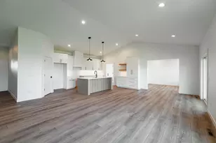 2214 Sierra Ave, Holmen, WI 54636 - Photo 10