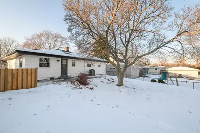 5970 S 34th St, Greenfield, WI 53221 - Photo 20