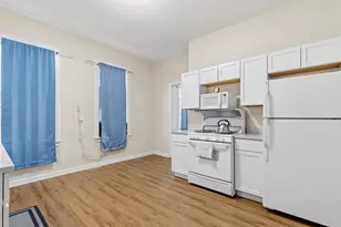 1138 E Hamilton St, Milwaukee, WI 53202 - Photo 24