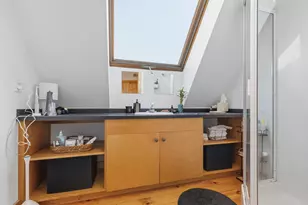 1138 E Hamilton St, Milwaukee, WI 53202 - Photo 6