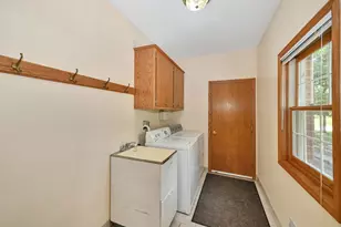3230 Yale Ct, Brookfield, WI 53005 - Photo 18