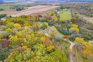 N5568 Johnson Rd, Richmond, WI 53115 - Photo 38