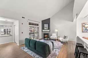 1339 Hillwood Blvd, Pewaukee, WI 53072 - Photo 4