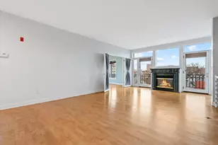 1515 N Van Buren St, Milwaukee, WI 53202 - Photo 8