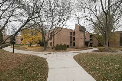 1818 E Shorewood Blvd #310, Shorewood, WI 53211 - Photo 26