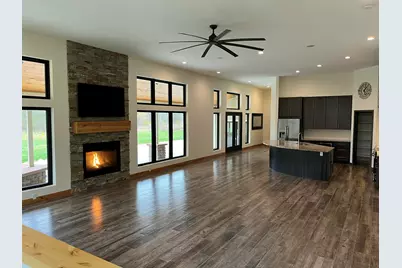 8431  Big Bend Rd, Racine, WI 53185 - Photo 2