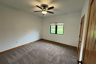 8431 Big Bend Rd, Racine, WI 53185 - Photo 14