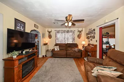 1311  Madison Ave, South Milwaukee, WI 53172 - Photo 24