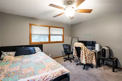 1409 N 116th St #1411, Wauwatosa, WI 53226 - Photo 18