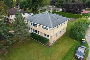 1409 N 116th St, Wauwatosa, WI 53226 - Photo 4